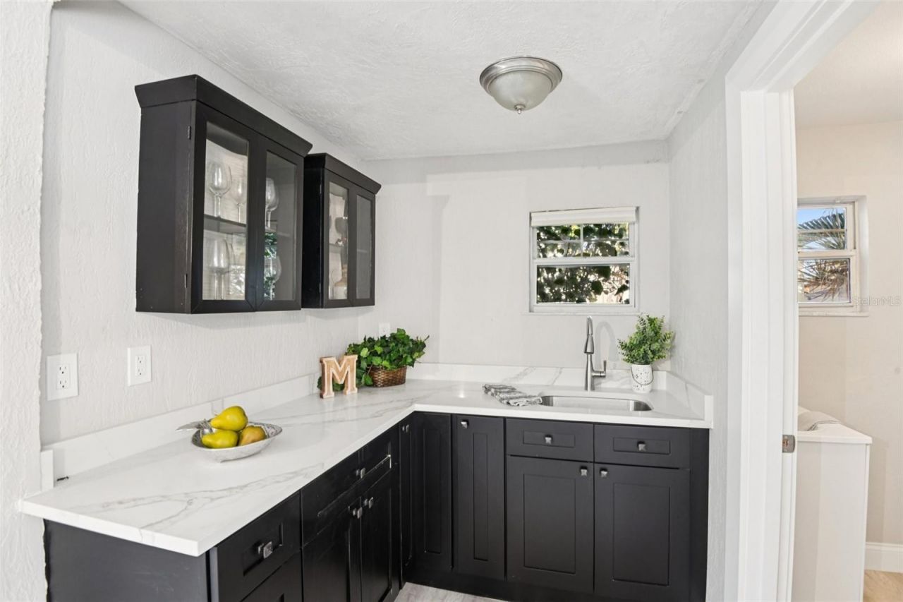 104 Palmera Boulevard Ne, Saint Petersburg, FL 33704 Photo