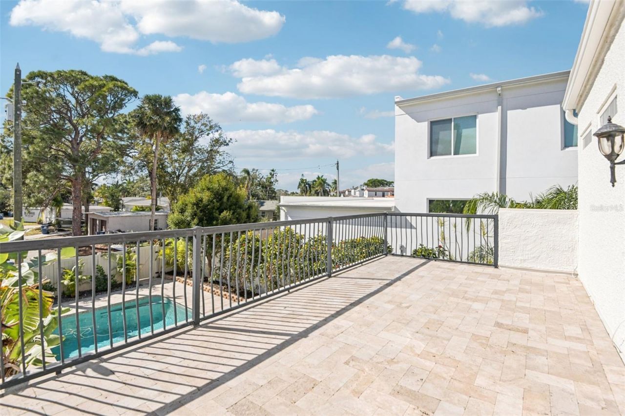 104 Palmera Boulevard Ne, Saint Petersburg, FL 33704 Photo