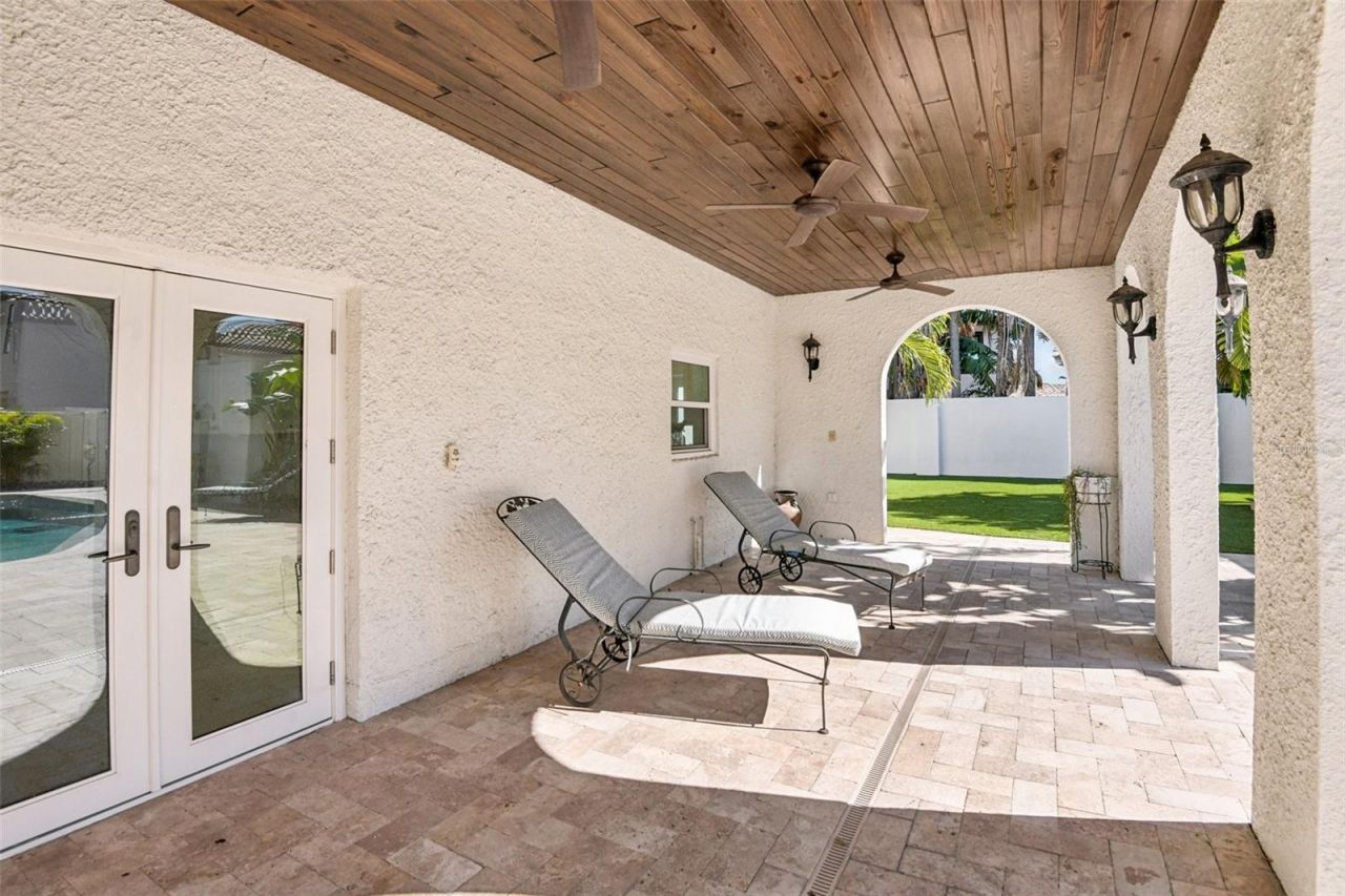 104 Palmera Boulevard Ne, Saint Petersburg, FL 33704 Photo