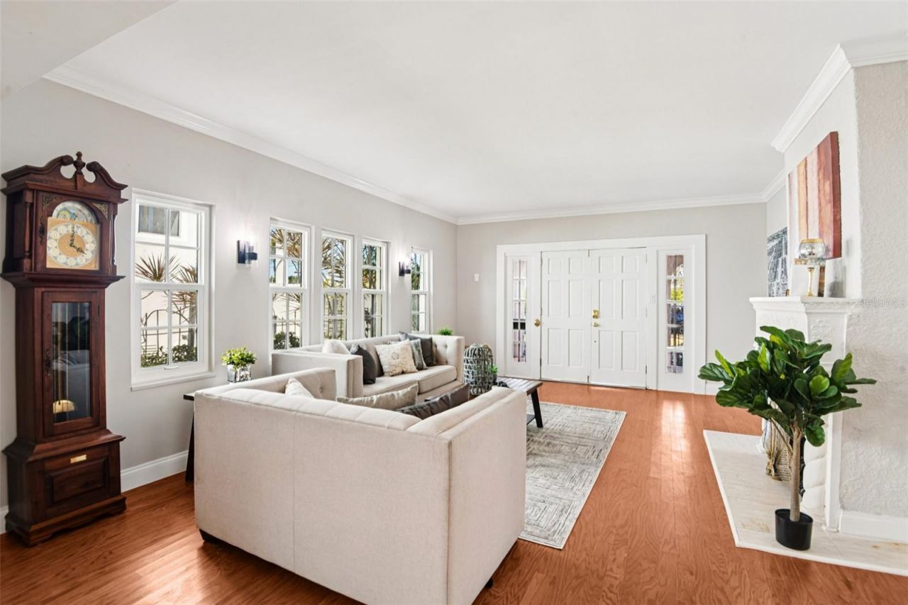 104 Palmera Boulevard Ne, Saint Petersburg, FL 33704 Photo