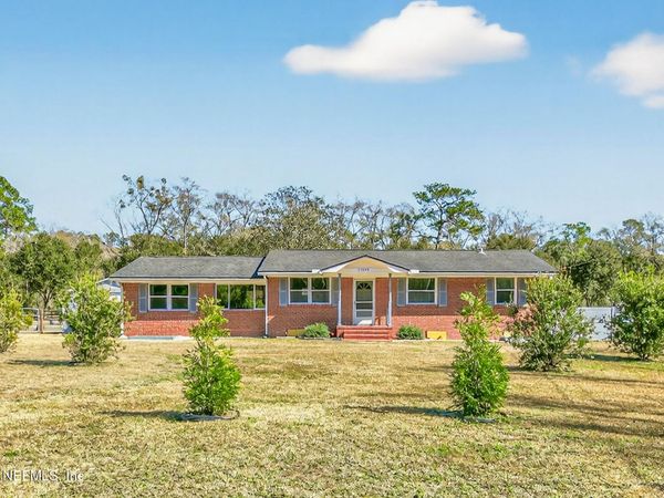 11049 OLD KINGS Road, Jacksonville, FL 32219