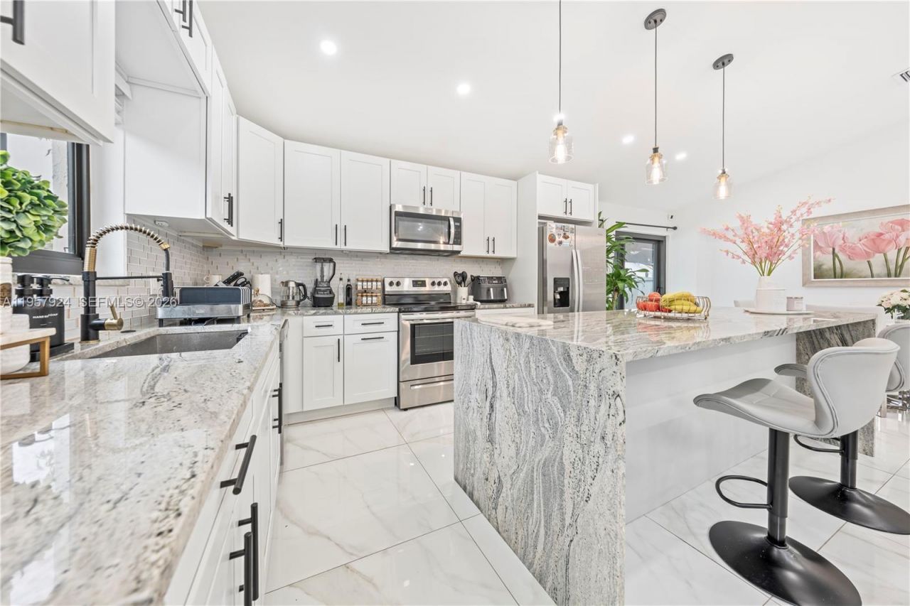 11011 SW 143rd Ct, Miami, FL 33186 Photo