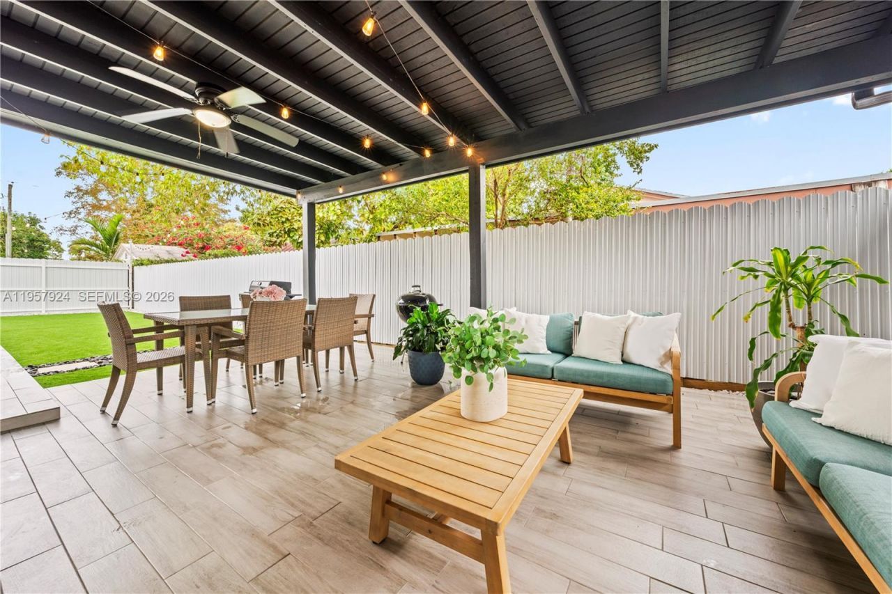 11011 SW 143rd Ct, Miami, FL 33186 Photo