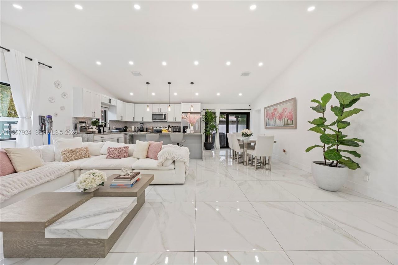 11011 SW 143rd Ct, Miami, FL 33186 Photo