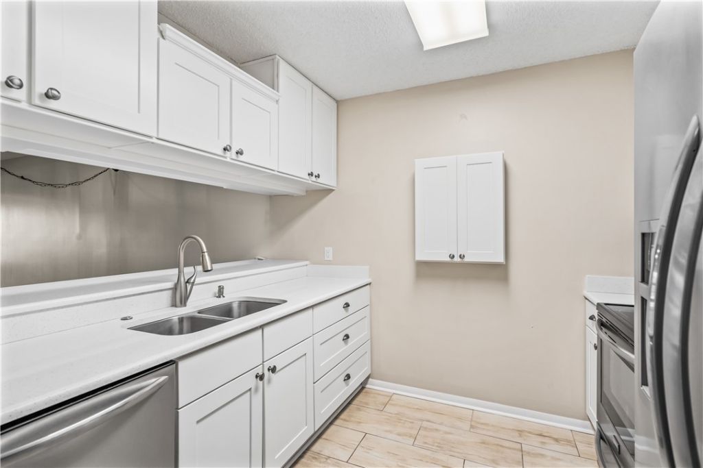 21 Plantation Drive, Unit 205, Vero Beach, FL 32966 Photo