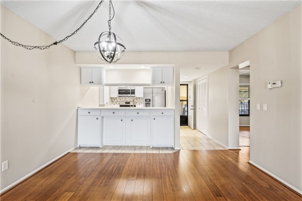 21 Plantation Drive, Unit 205, Vero Beach, FL 32966 Photo