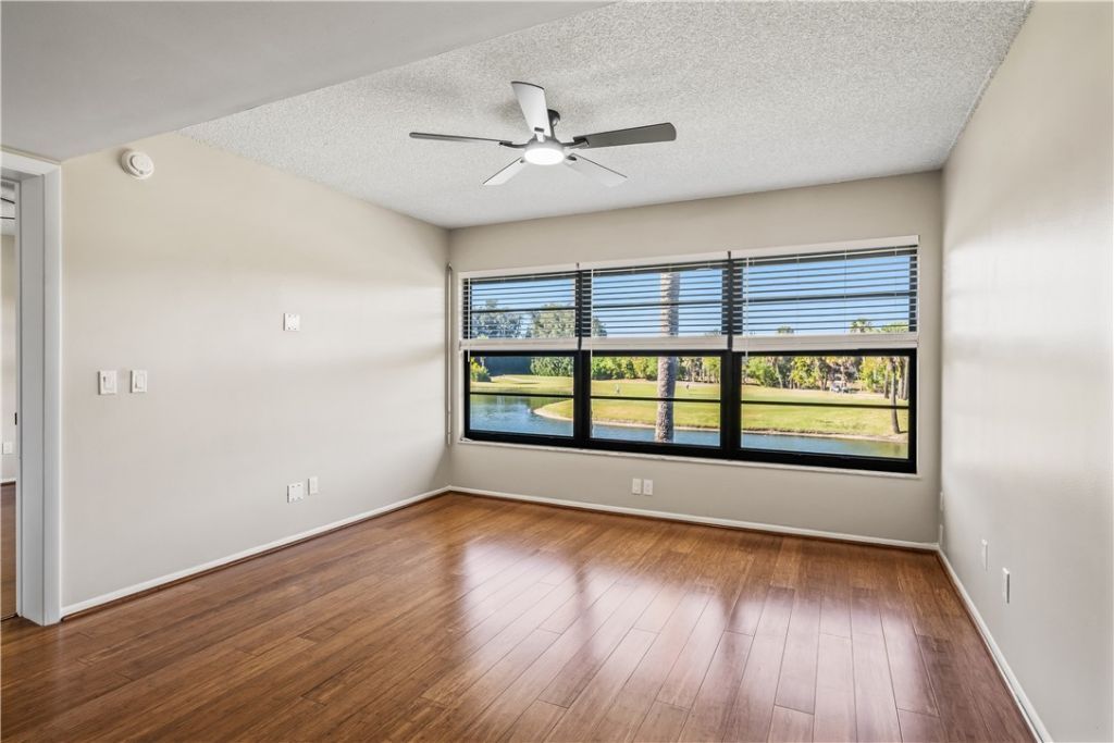 21 Plantation Drive, Unit 205, Vero Beach, FL 32966 Photo