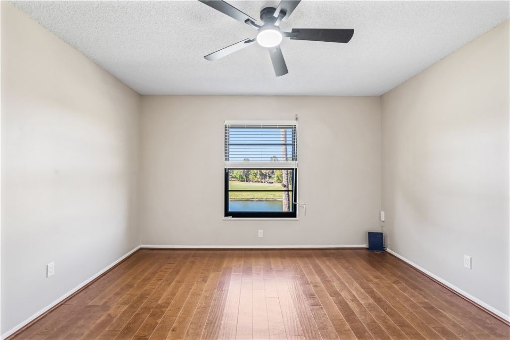 21 Plantation Drive, Unit 205, Vero Beach, FL 32966 Photo