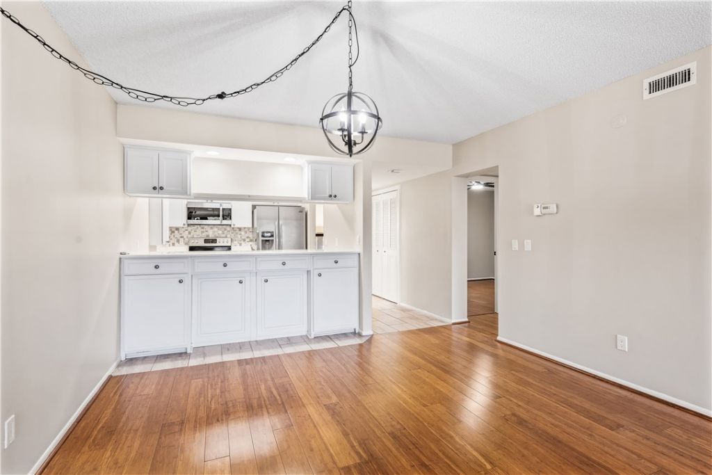 21 Plantation Drive, Unit 205, Vero Beach, FL 32966 Photo
