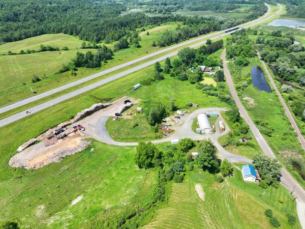 109 River Road, Irasburg, VT 05845