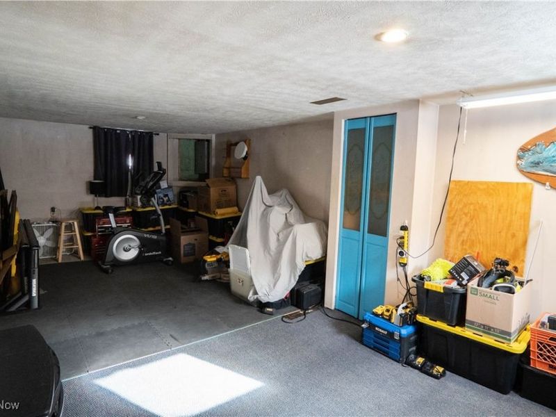 325 Market Street NE, Navarre, OH 44662 Photo 23