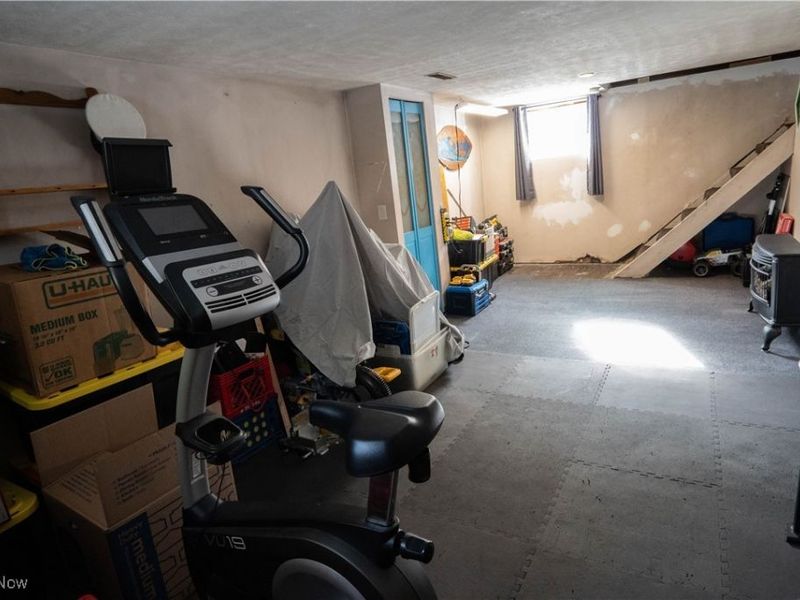 325 Market Street NE, Navarre, OH 44662 Photo 27