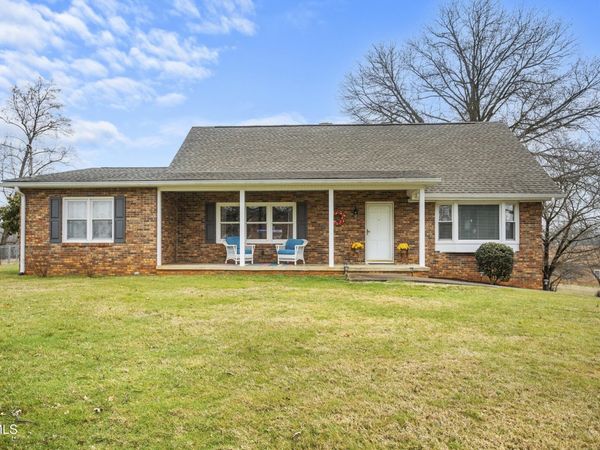 2112 Knob Creek Road, Johnson City, TN 37604