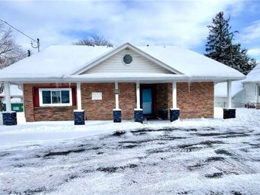 70 Cooper Road, Rochester, NY 14617