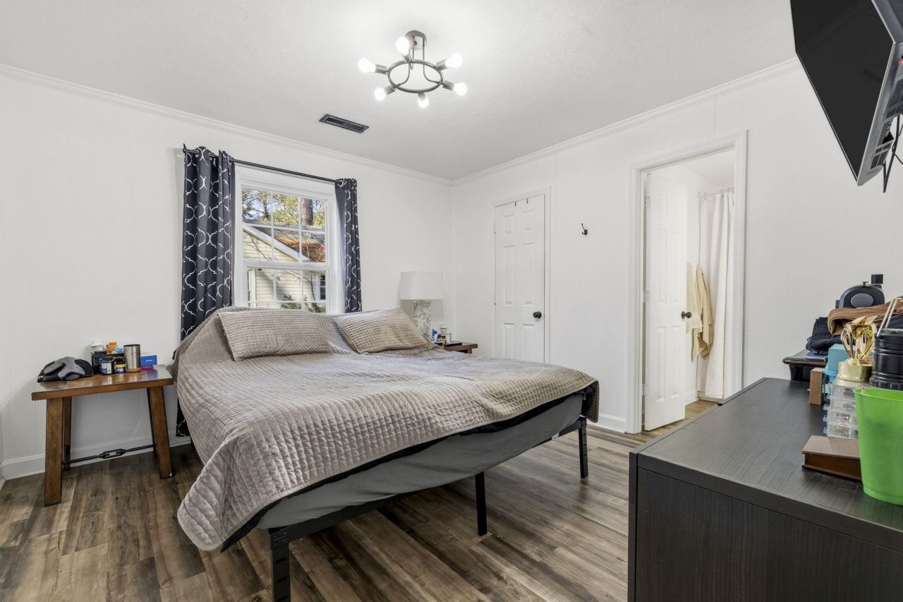 708 15th Ave. Photo 13