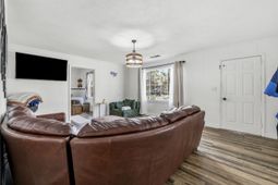 708 15th Ave. photo 4