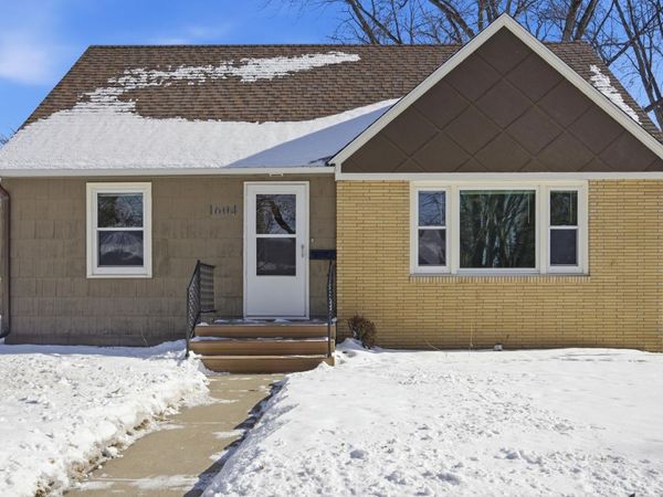 1604 Ives Avenue N, Glencoe, MN 55336