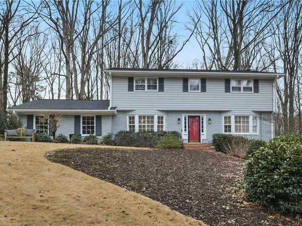 1643 Chateau Drive, Atlanta, GA 30338