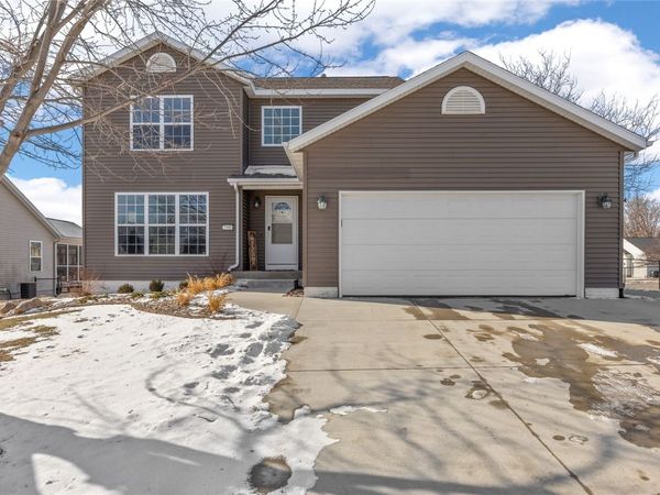 2390 Beryl Street, Marion, IA 52302