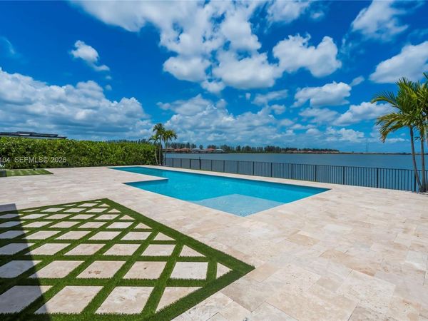 12435 S Parkland Bay Trl , Parkland, FL 33076