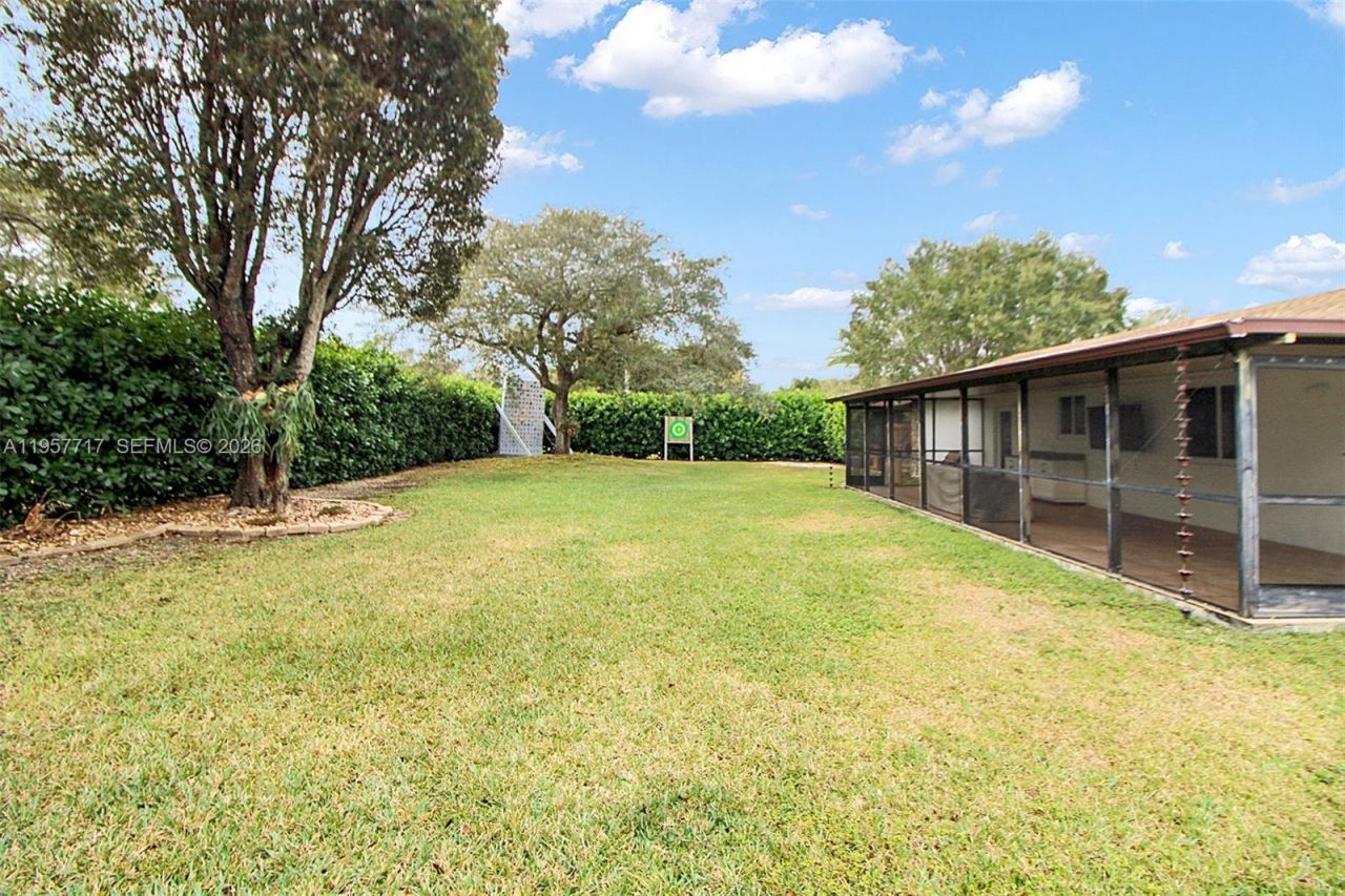 19520 SW 307th St, Homestead, FL 33030 Photo