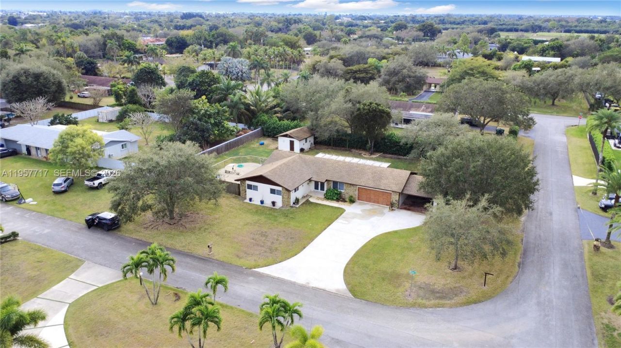 19520 SW 307th St, Homestead, FL 33030 Photo