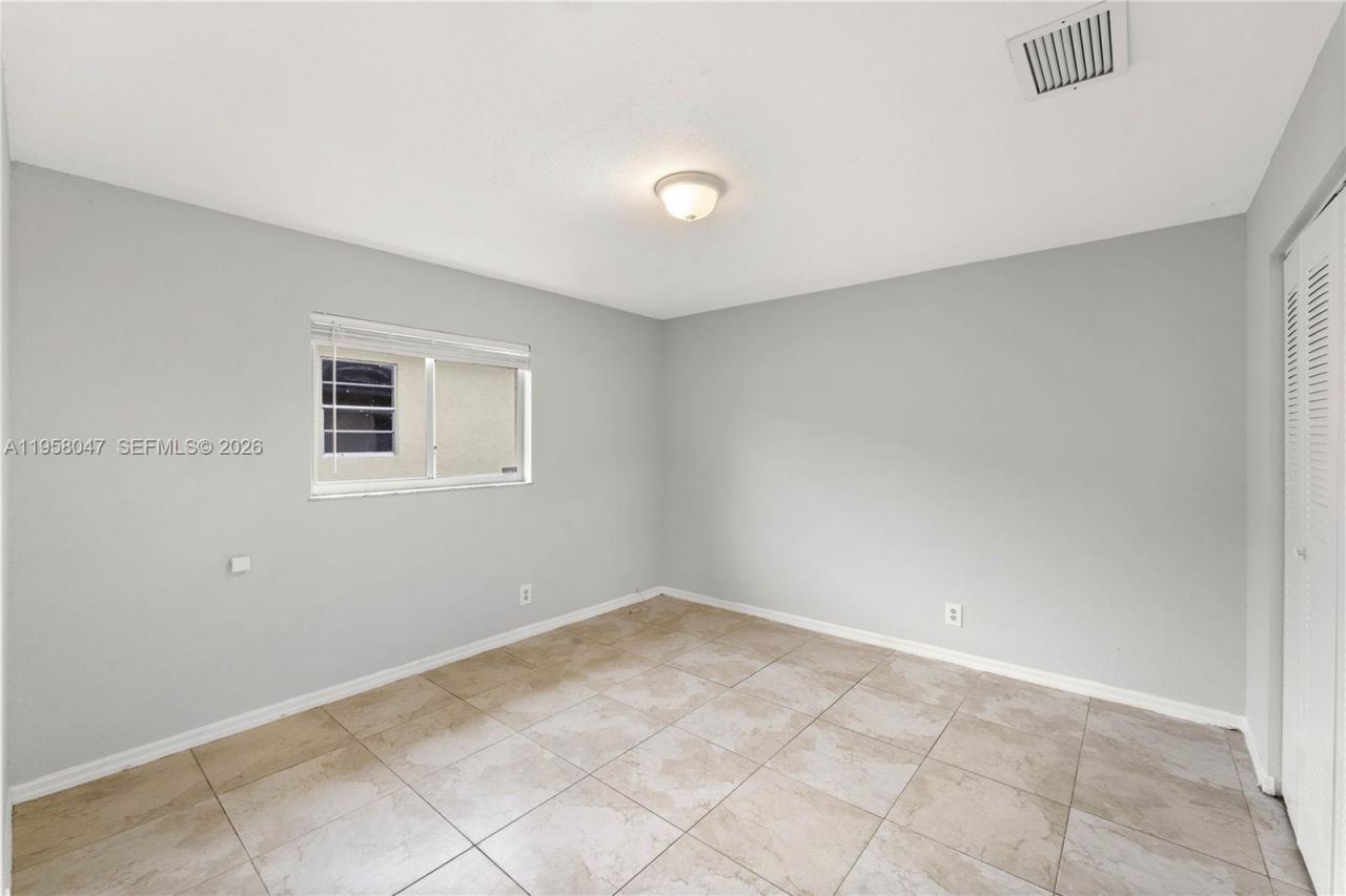 745 NW 3rd Ct , Hallandale Beach, FL 33009 Photo