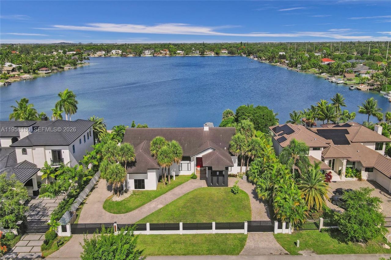 13724 SW 92nd Ct, Miami, FL 33176 Photo