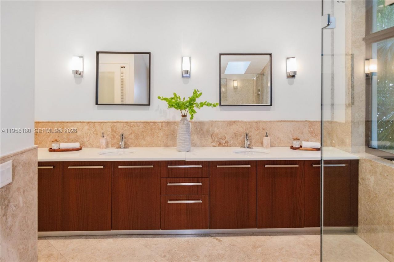 13724 SW 92nd Ct, Miami, FL 33176 Photo