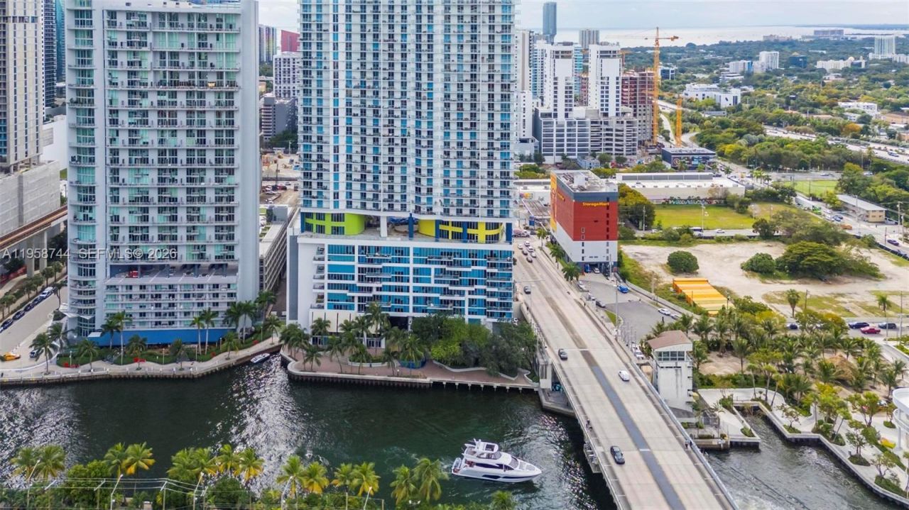 185 SW 7th St, Unit 3508, Miami, FL 33130 Photo