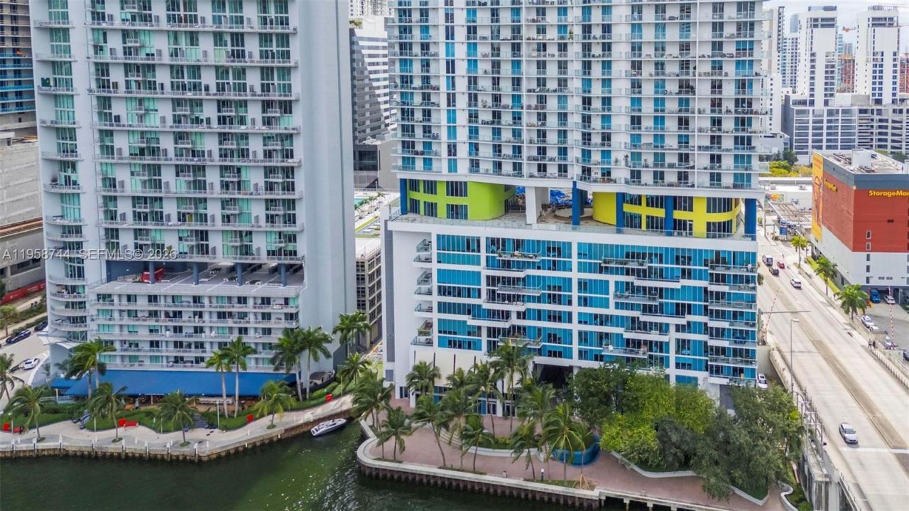 185 SW 7th St, Unit 3508, Miami, FL 33130 Photo