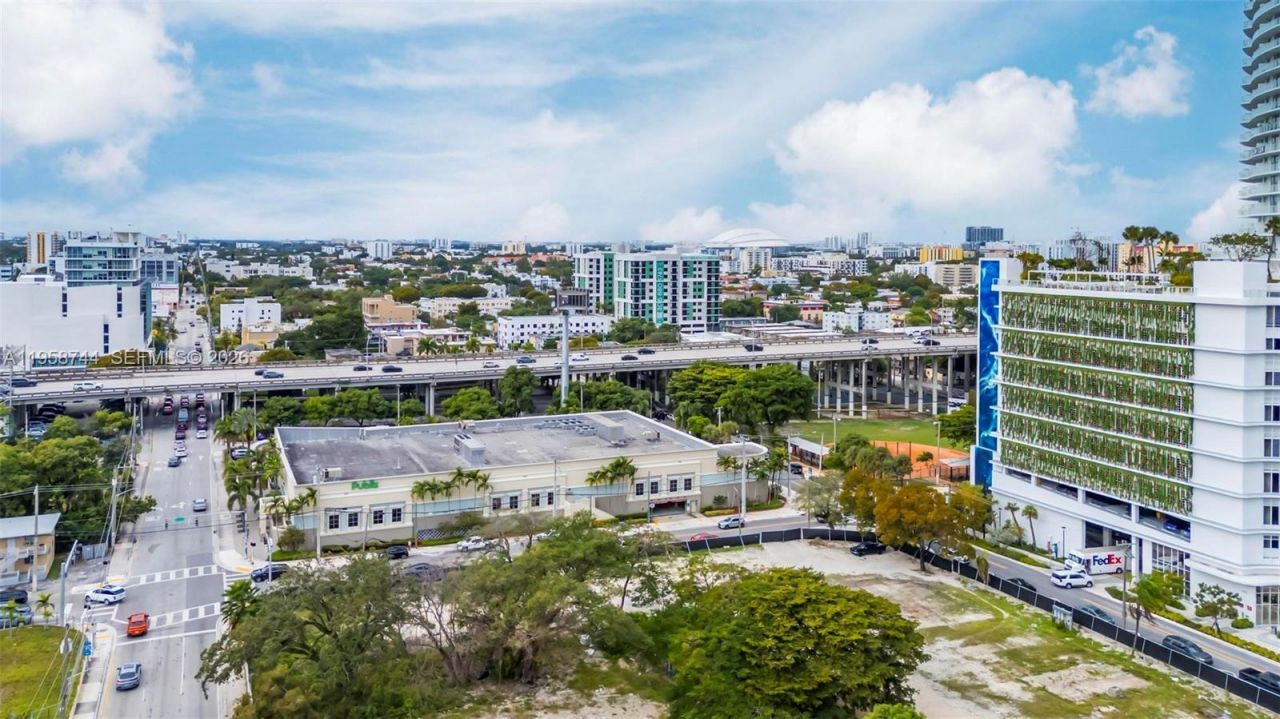 185 SW 7th St, Unit 3508, Miami, FL 33130 Photo