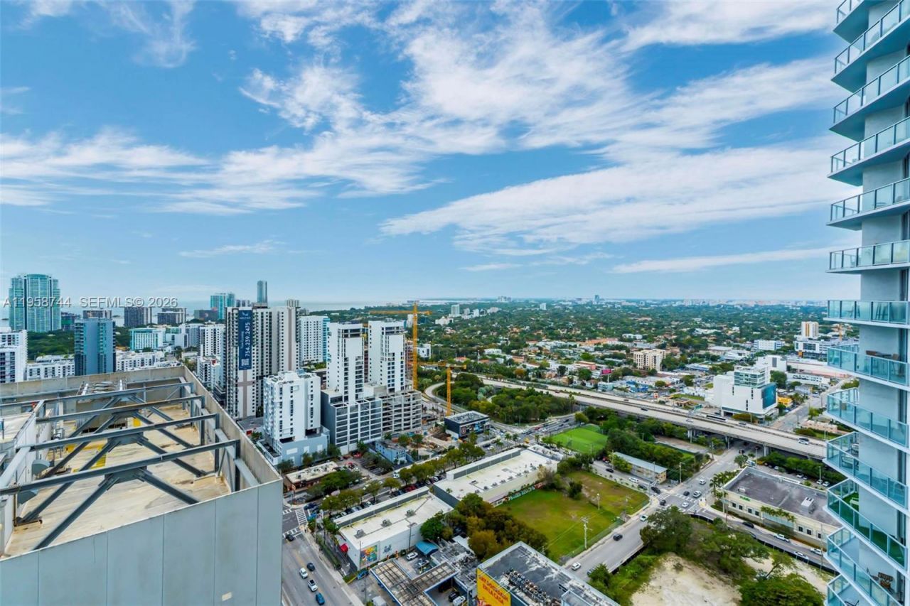 185 SW 7th St, Unit 3508, Miami, FL 33130 Photo