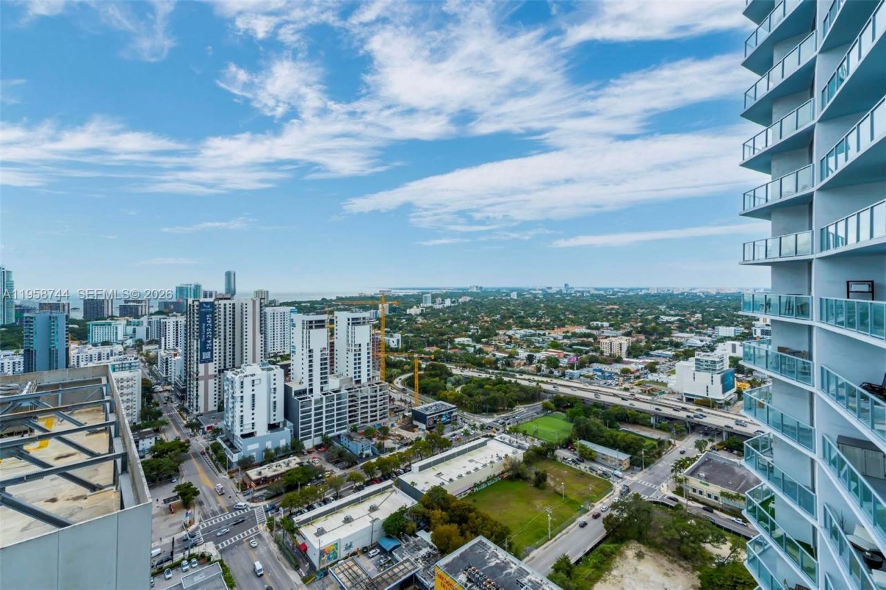 185 SW 7th St, Unit 3508, Miami, FL 33130 Photo