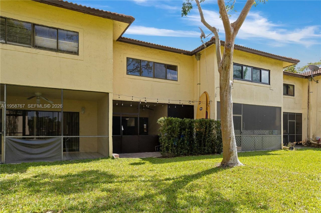 4713 N Pine Island Rd , Sunrise, FL 33351 Photo