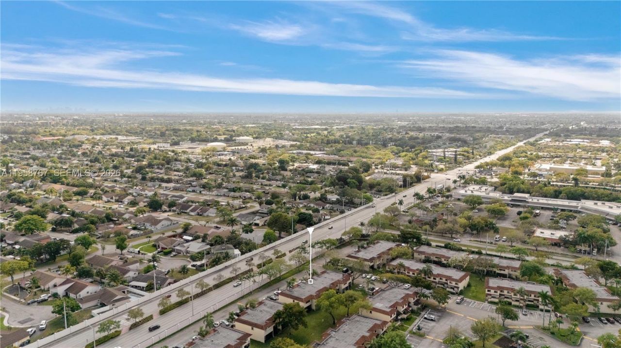 4713 N Pine Island Rd , Sunrise, FL 33351 Photo