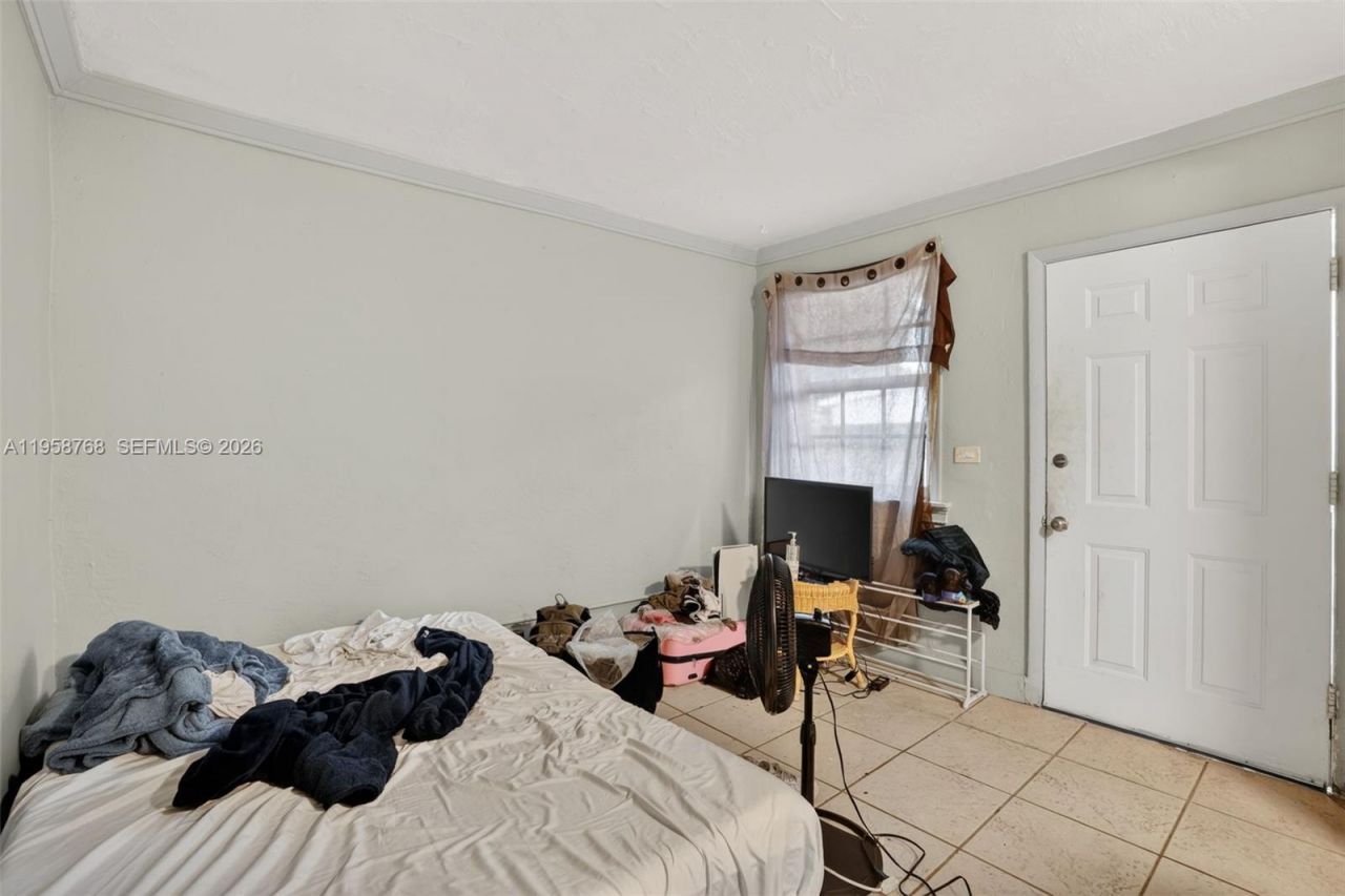 1736 NW 19th St, Miami, FL 33125 Photo