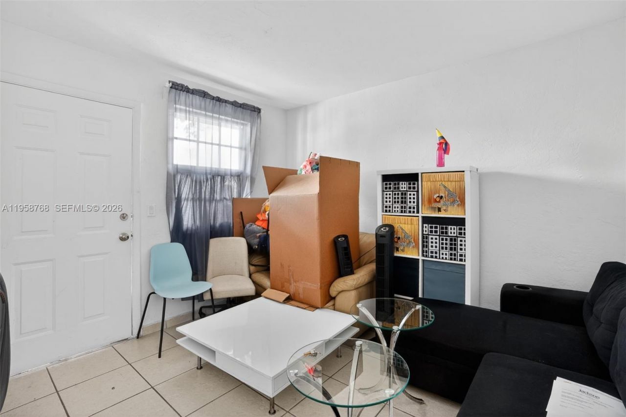 1736 NW 19th St, Miami, FL 33125 Photo