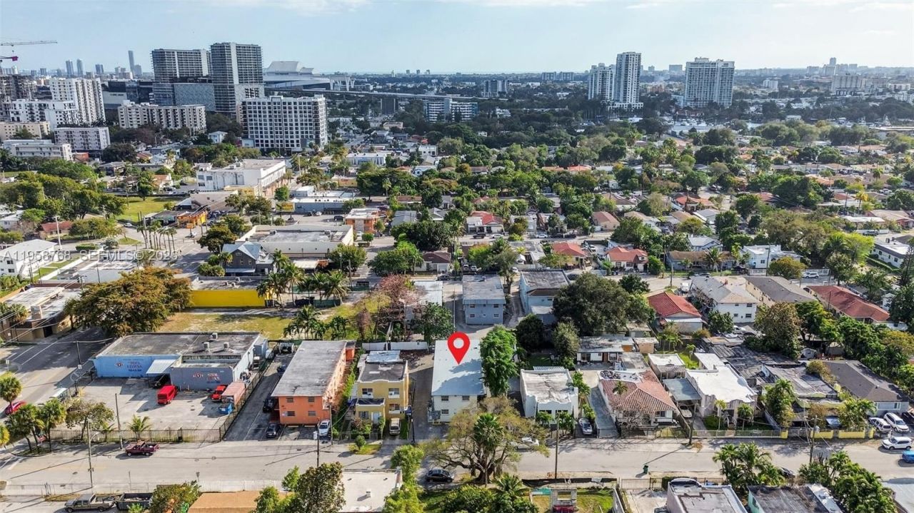 1736 NW 19th St, Miami, FL 33125 Photo