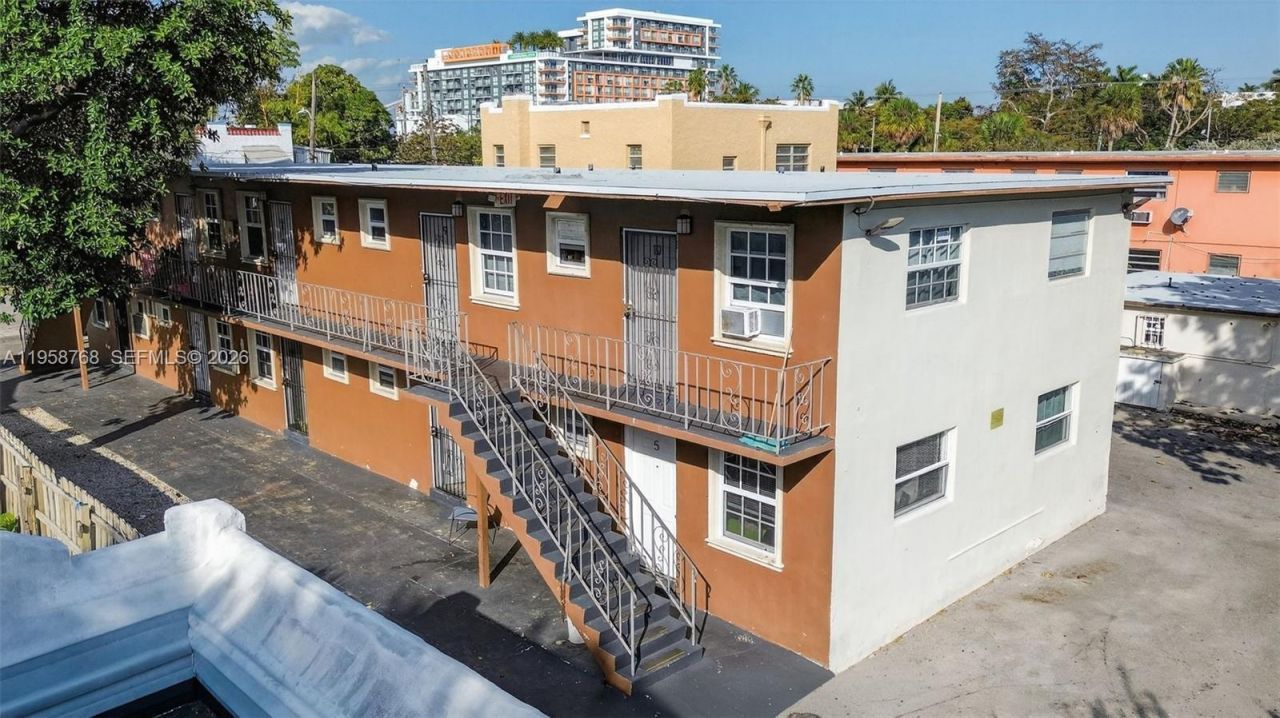 1736 NW 19th St, Miami, FL 33125 Photo