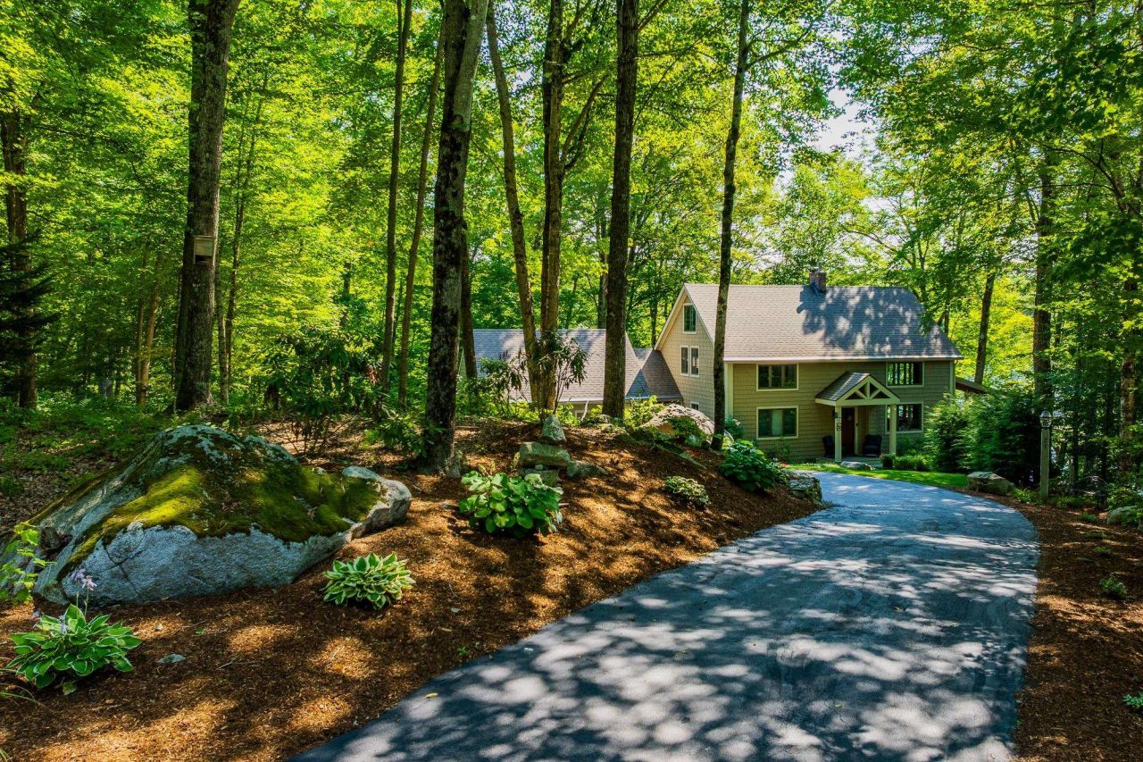 21 Shore Road, Grantham, NH 03753 Main Photo