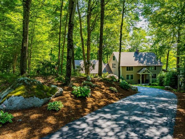 21 Shore Road, Grantham, NH 03753