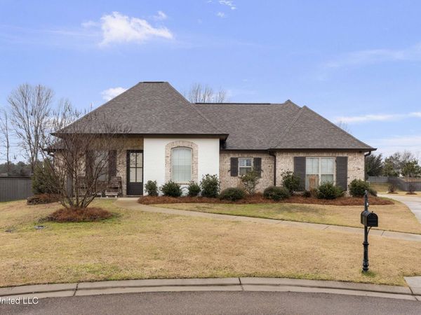 209 Bridge Court, Madison, MS 39110