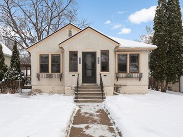 4025 42nd Avenue S, Minneapolis, MN 55406