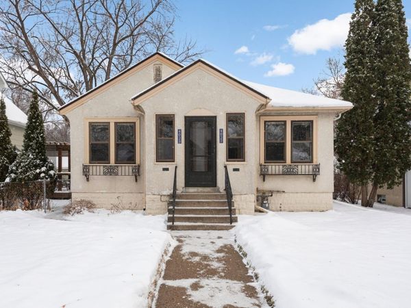 4025 42nd Avenue S, Minneapolis, MN 55406