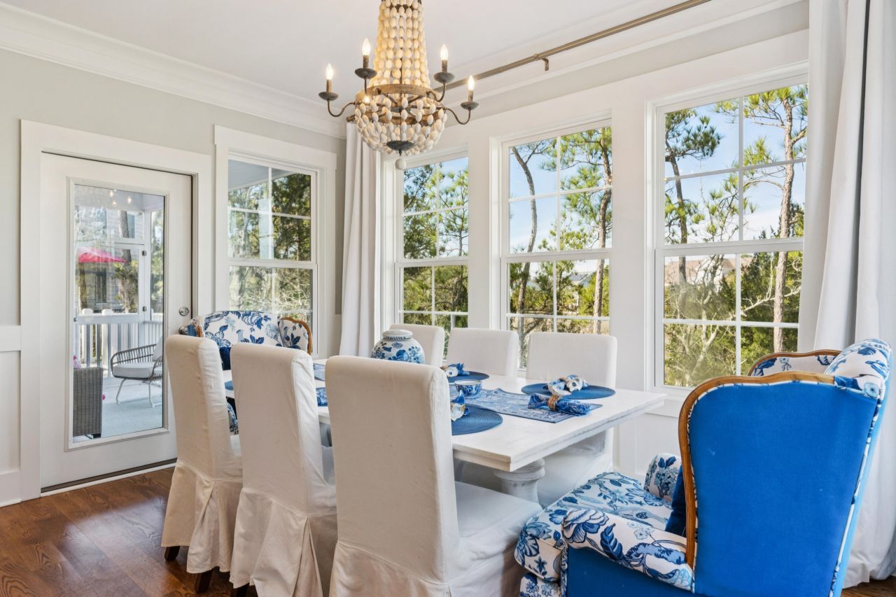 1851 Delacourt Avenue Photo 13