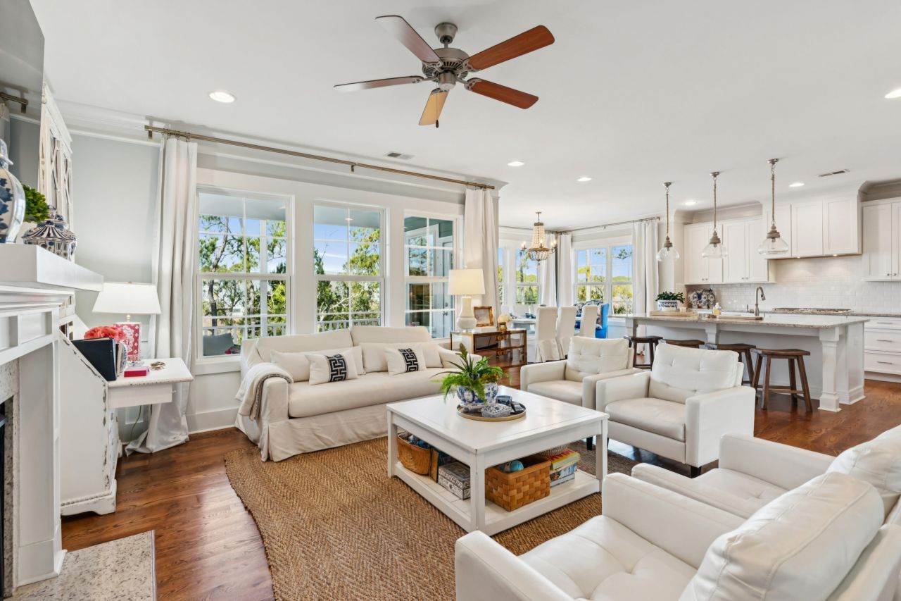 1851 Delacourt Avenue Photo 15