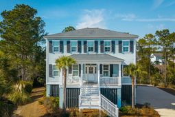 1851 Delacourt Avenue photo 4