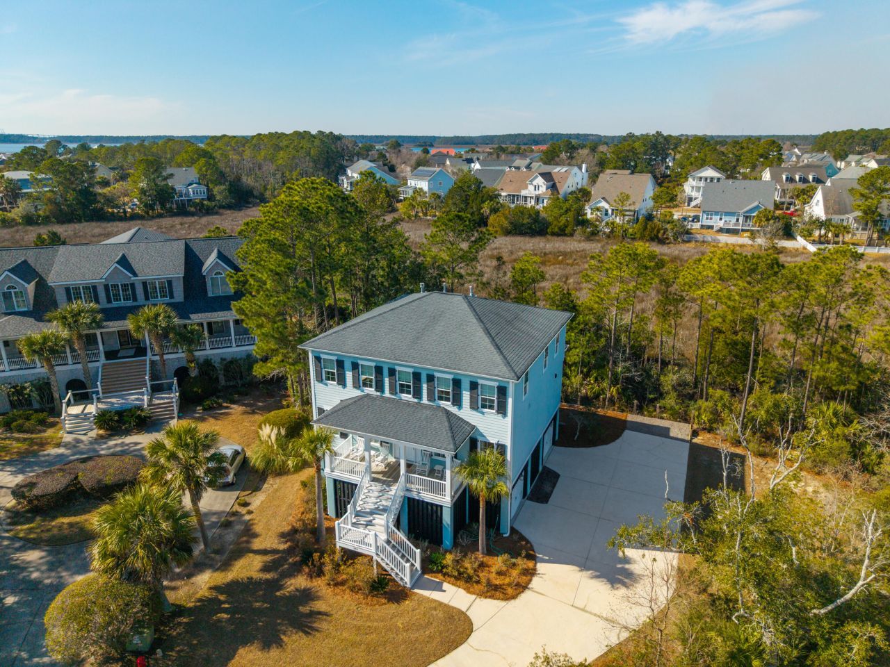 1851 Delacourt Avenue Photo 34