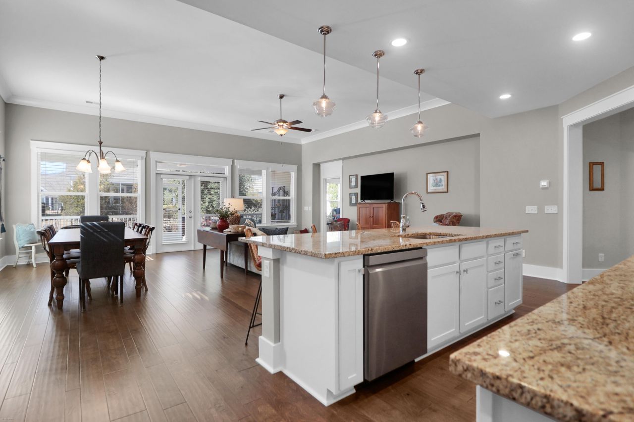 3008 Aura Lane Photo 27